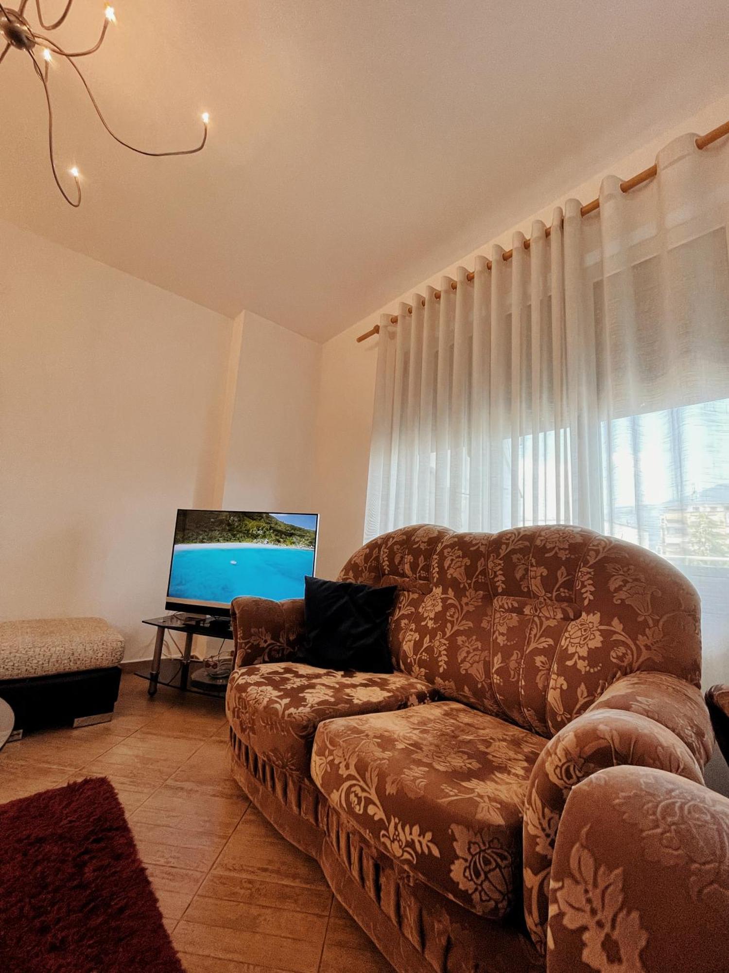 Lovely Apartment 티라나 외부 사진
