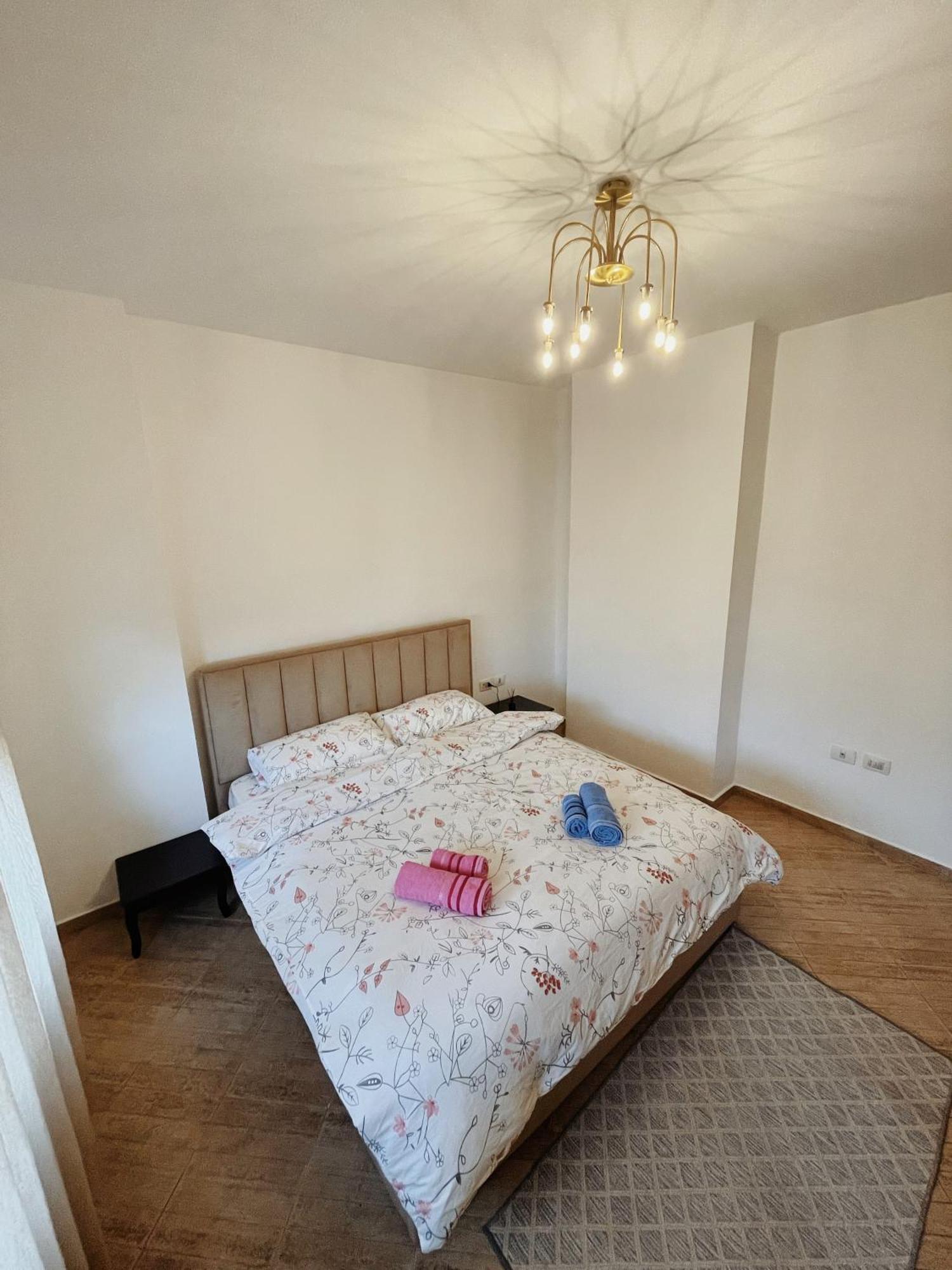 Lovely Apartment 티라나 외부 사진