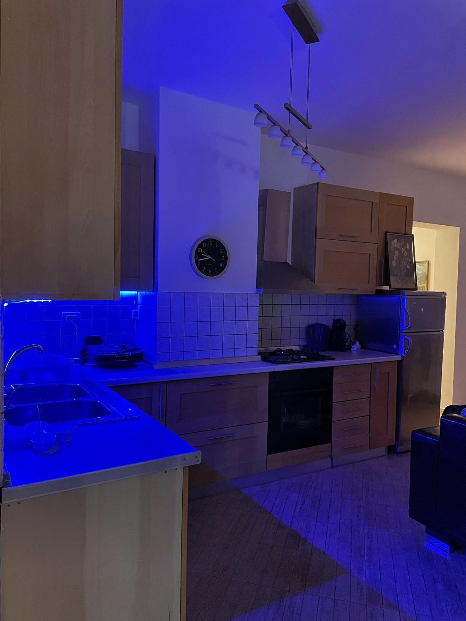Lovely Apartment 티라나 외부 사진